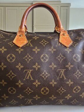 LOUIS VUITTON Speedy Bandoulière 30 Monogram Brown Handbag | Pre-owned Condition